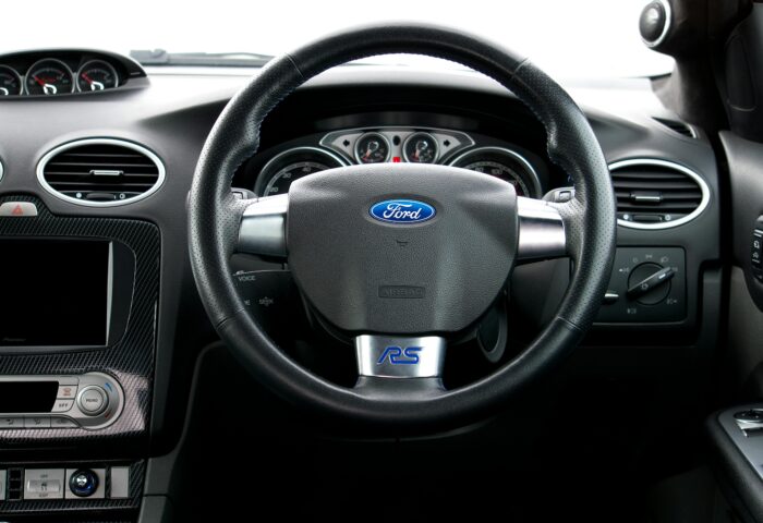 Naprawa skrzyni biegów Ford Transit – jak styl jazdy wpływa na żywotność przekładni?